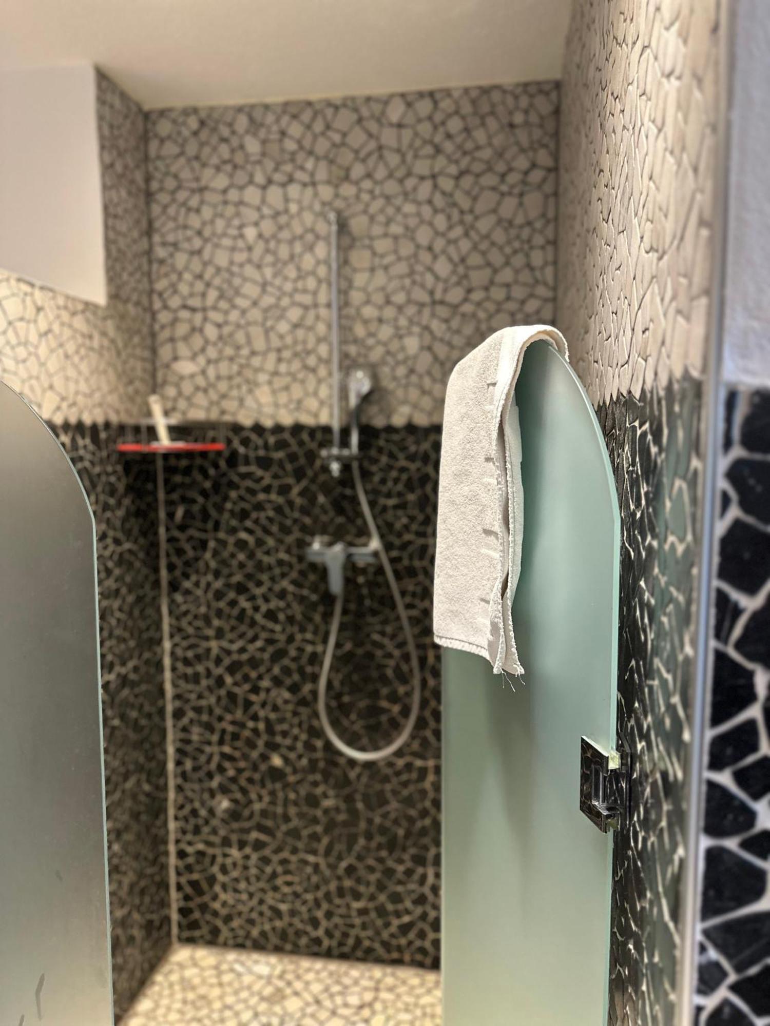 Ferienwohnung Schlossblick - 4 Sterne Sauna Pool Whirlpool Exklusiv برونفلس المظهر الخارجي الصورة